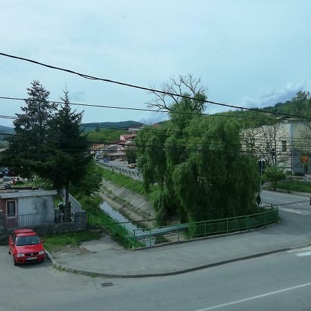 Complex Central Orsova Motel Exterior foto